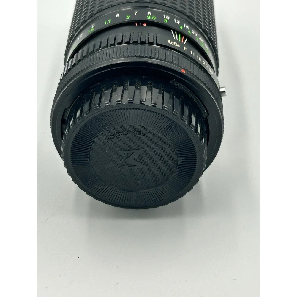 Tou/Five Star Macro Zoom Lens 75-200mm f1:4.5 for Canon FD Mount No. K8414643.